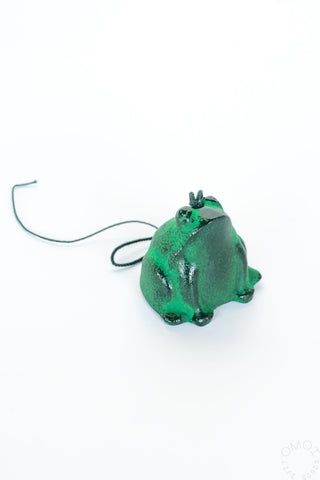 Green frog wind chime with hanging string loop and small bell detail