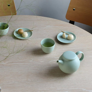 Moss green Pebble teapot with lid and curved handle, ceramic 480 ml