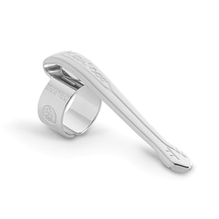 Fountain pen clip in shiny chrome metal with grooved detail