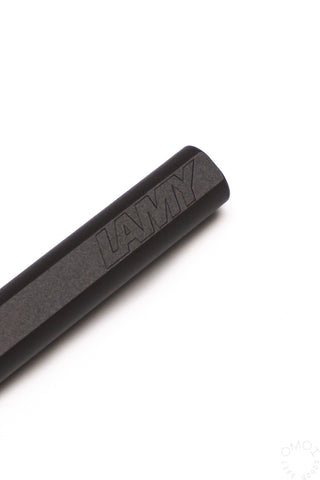 Black LAMY Safari fountain pen barrel with embossed LAMY lettering
