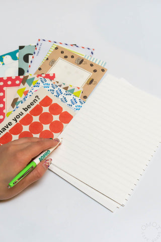 Midori Gasa Gasa letter set held with lined pages and patterned covers in red