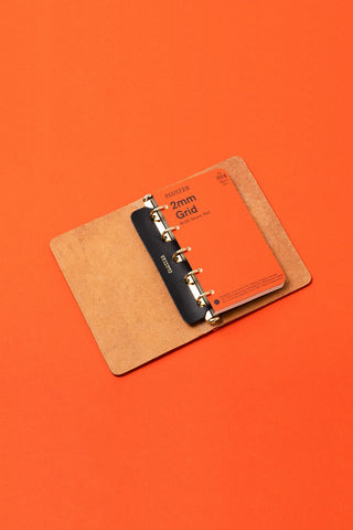 Mini-5 leather ring supporter in tan/brown with black 2-ring binder mechanism