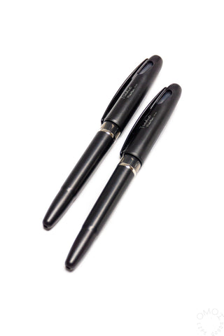 Pentel Tradio marker set with two black-bodied pens and chisel tips
