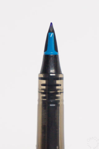 Pentel Tradio marker with blue nib tip and black barrel