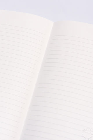 STÁLOGY 016 B5 notebook with open lined pages