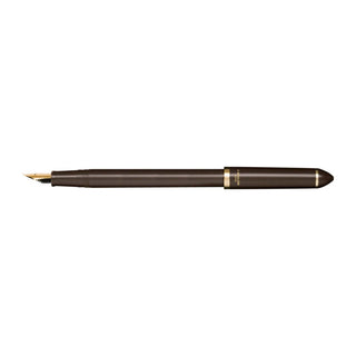 Pearl brown fountain pen with gold trim and angled nib