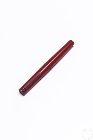 Red capped fountain pen with fine nib, TUZU Adjust style