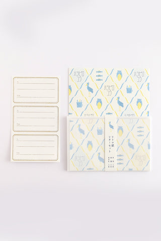 Letter set with patterned envelope and three lined label cards