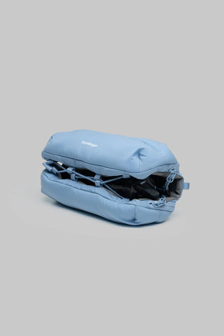 Topologie bottle sacoche medium light blue bag folded flat with strap detail