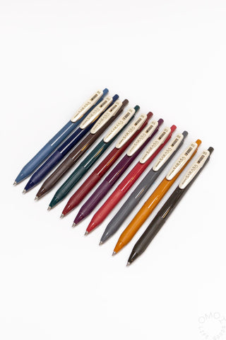 Assorted color 0.5mm gel ink clip pens with pointed tips