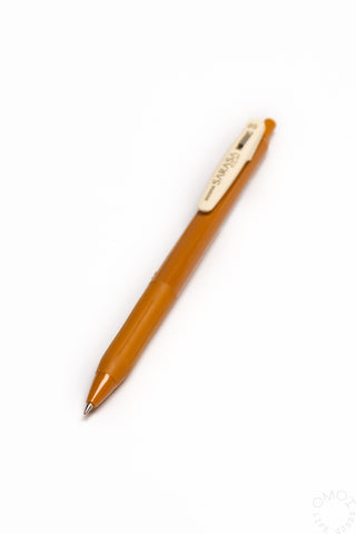 Camel yellow 0.5mm gel ink clip pen with pointed metal tip