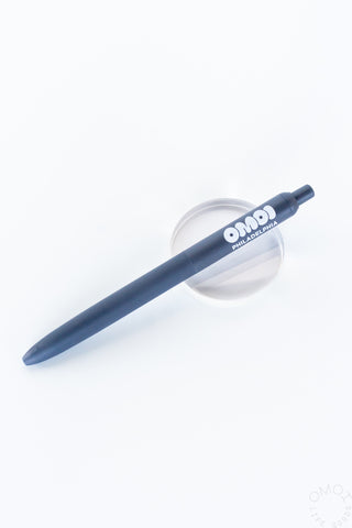 Blue OMOI Philadelphia gel pen with pointed tip and printed logo on barrel