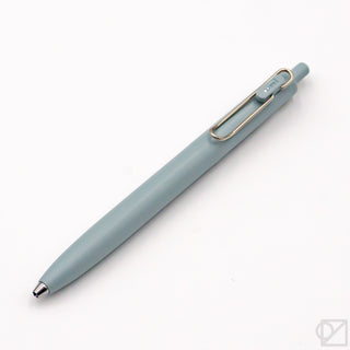 Light blue 0.5mm gel pen, close view of metal clip